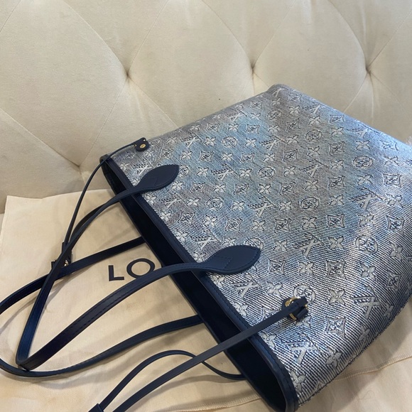 Louis Vuitton Limited Edition Monoglam Neverfull with its pouch - Picture 6 of 13